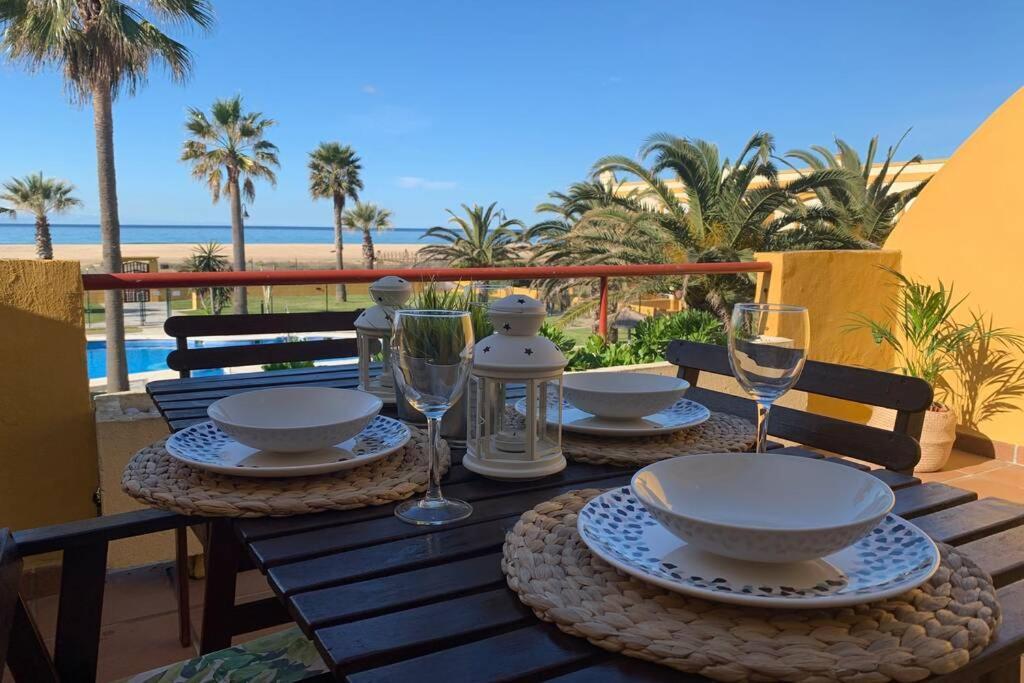 Beach Front Atico Wifi Tarifa Luaran gambar